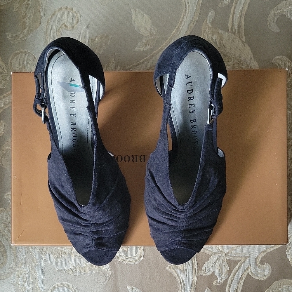 Audrey Brooke Black Peep-toe Heels